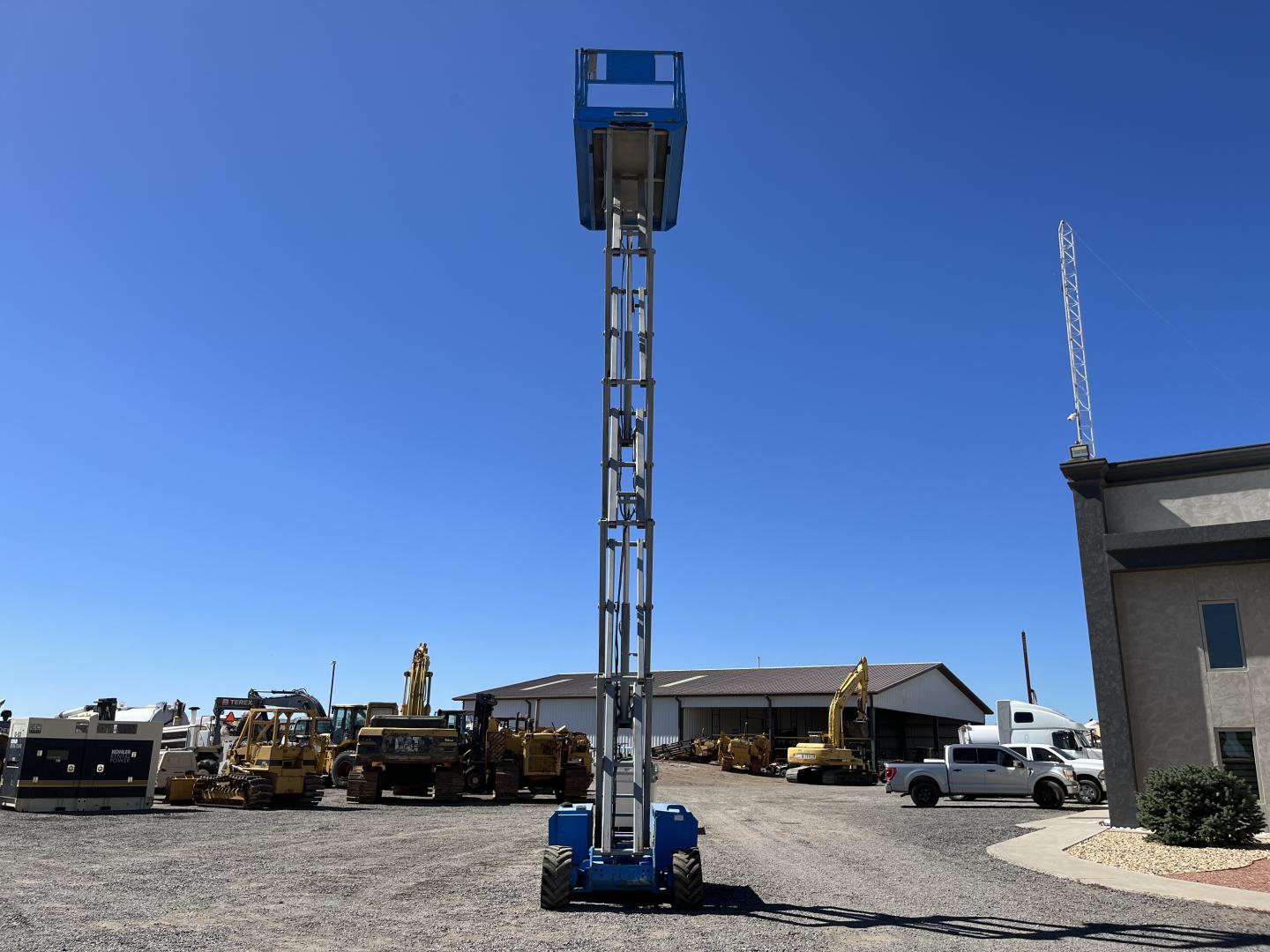 ./imagenes/INVOICE/2019/17079/ASCENSOR TIPO TIJERA GENIE GS-3268RT (44).JPG